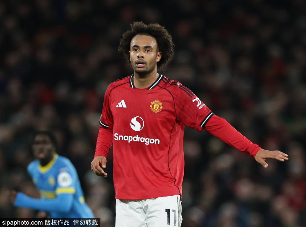 英超-齐尔克泽破门+乌龙助攻 曼联主场1-1狼队4轮仅1胜